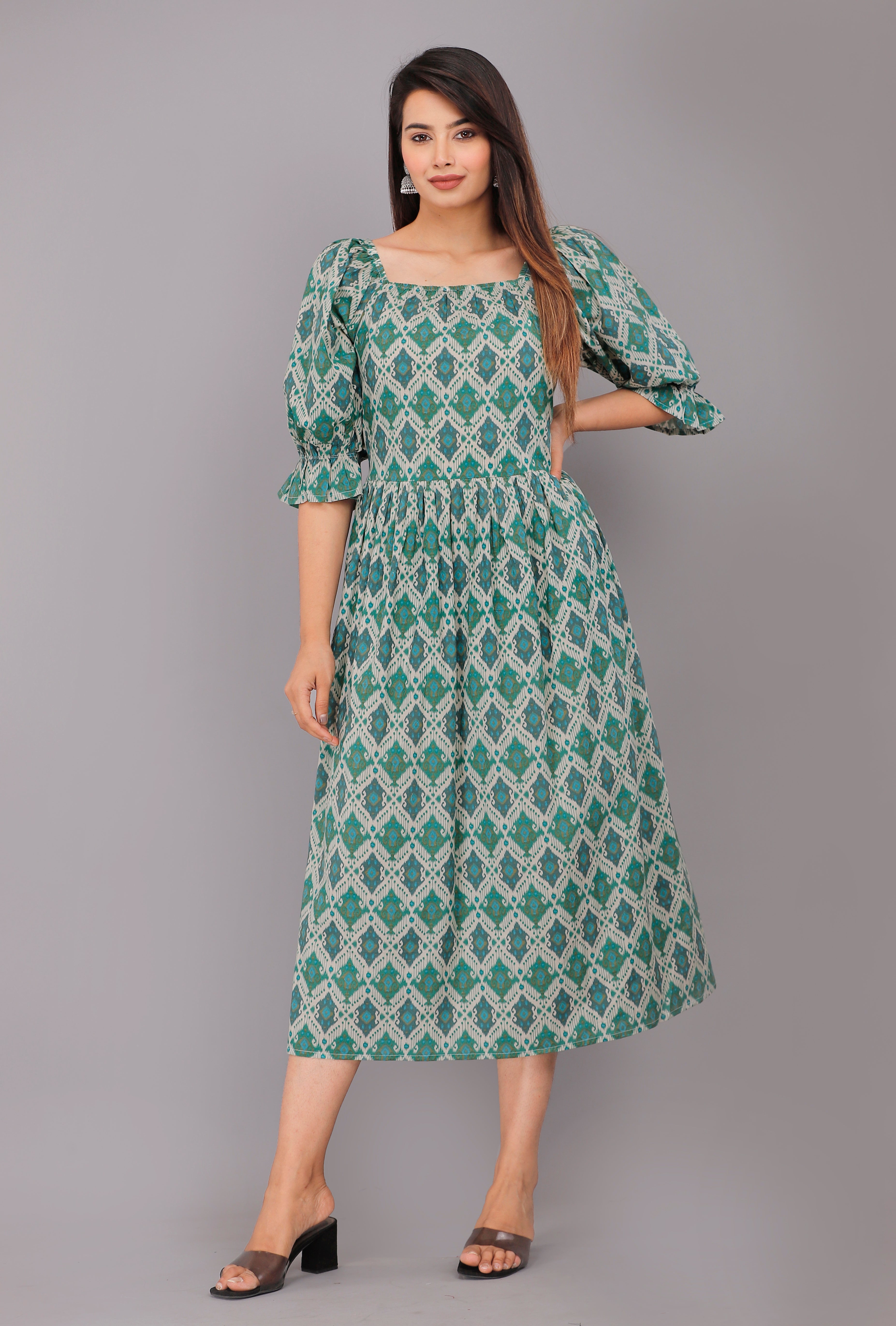 Green Geometric Printed Cotton Casual Wear Dress